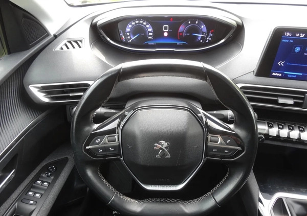 Peugeot 3008 cena 71400 przebieg: 156000, rok produkcji 2019 z Zwierzyniec małe 704